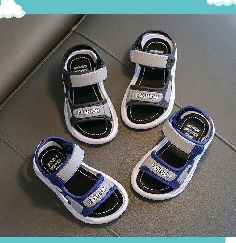 Children's and Girls' Sandals 2023 New Korean Edition Soft Sole Anti slip Medium and Small School Boys' and Baby Beach Sandals