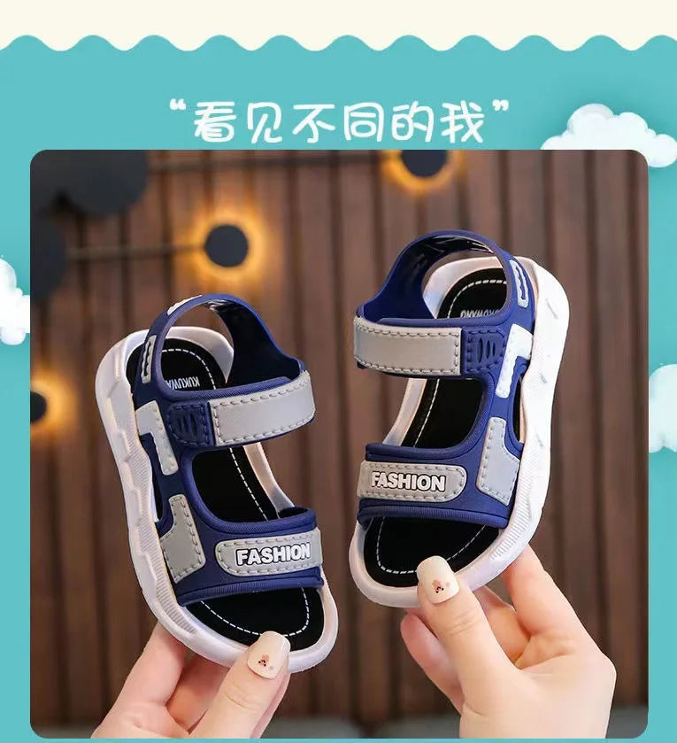 Children's and Girls' Sandals 2023 New Korean Edition Soft Sole Anti slip Medium and Small School Boys' and Baby Beach Sandals