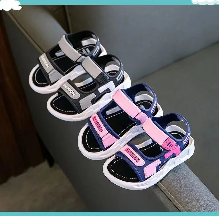 Children's and Girls' Sandals 2023 New Korean Edition Soft Sole Anti slip Medium and Small School Boys' and Baby Beach Sandals