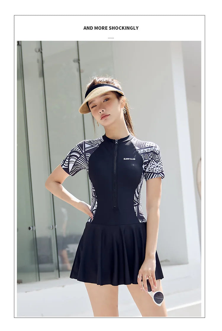 New Summer Women's One-Piece Sports Swimsuit Conservative Plus Size Short Sleeve Professional Swimwear for Hot Spring
