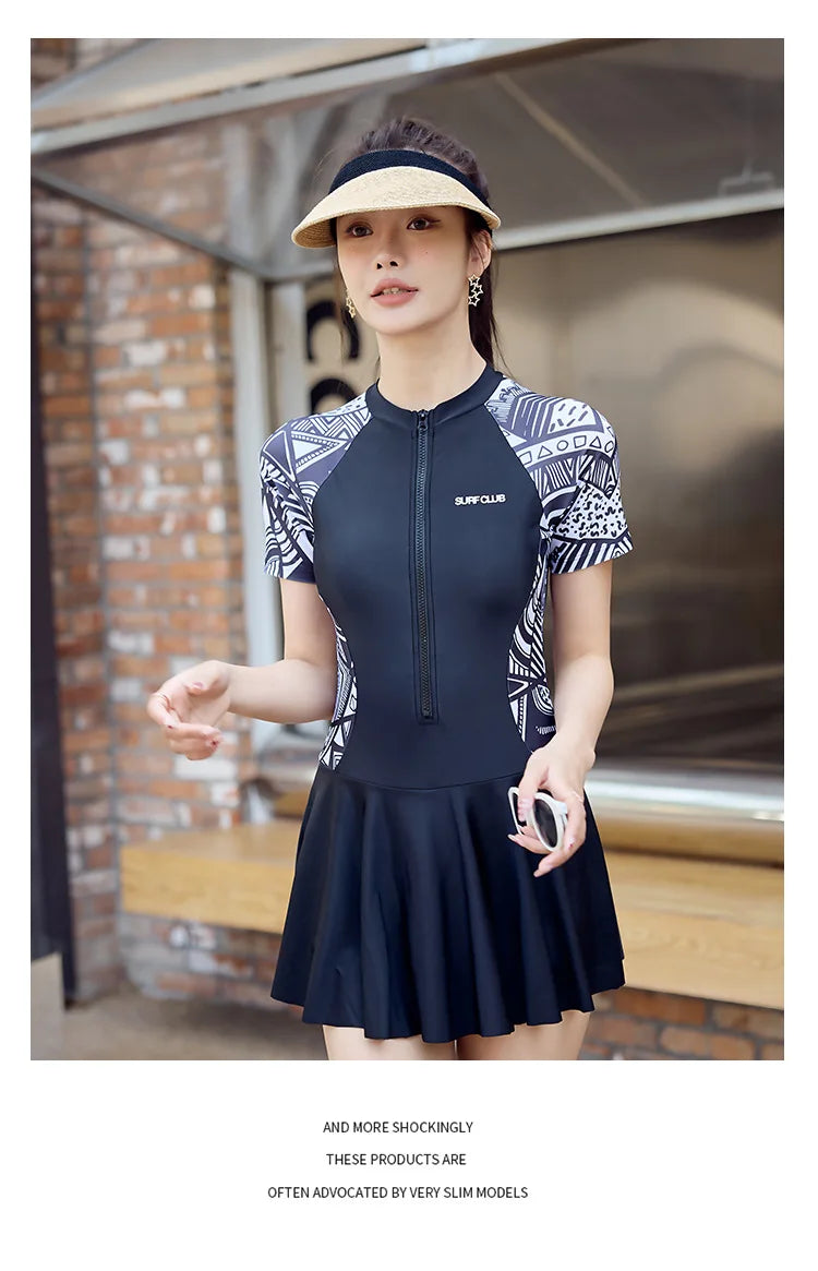 New Summer Women's One-Piece Sports Swimsuit Conservative Plus Size Short Sleeve Professional Swimwear for Hot Spring