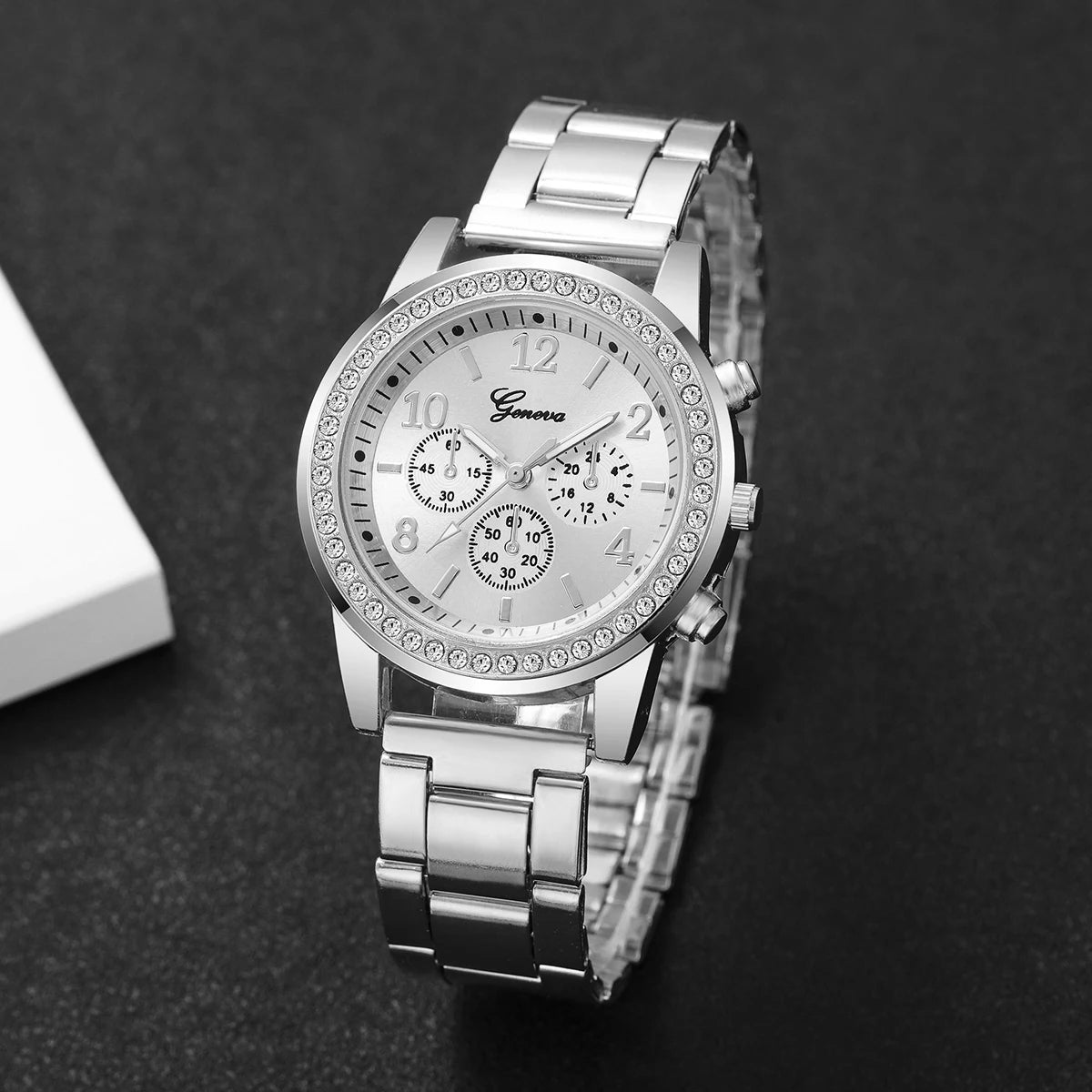 Fashion Rhinestone Women Watches Ladies Alloy Band Arabic Dial Analog Quartz Wrist Watches（Without Box）