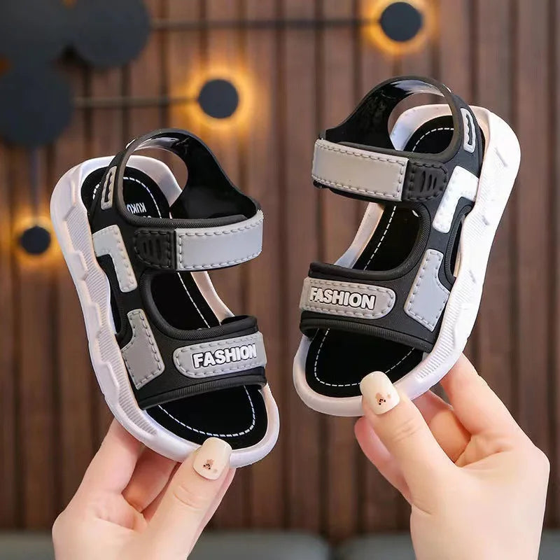 Children's and Girls' Sandals 2023 New Korean Edition Soft Sole Anti slip Medium and Small School Boys' and Baby Beach Sandals